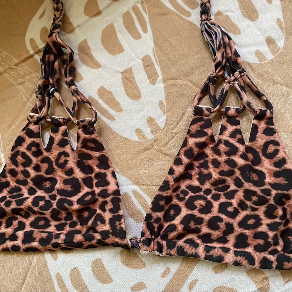 Acacia Cheetah 🐆 Top